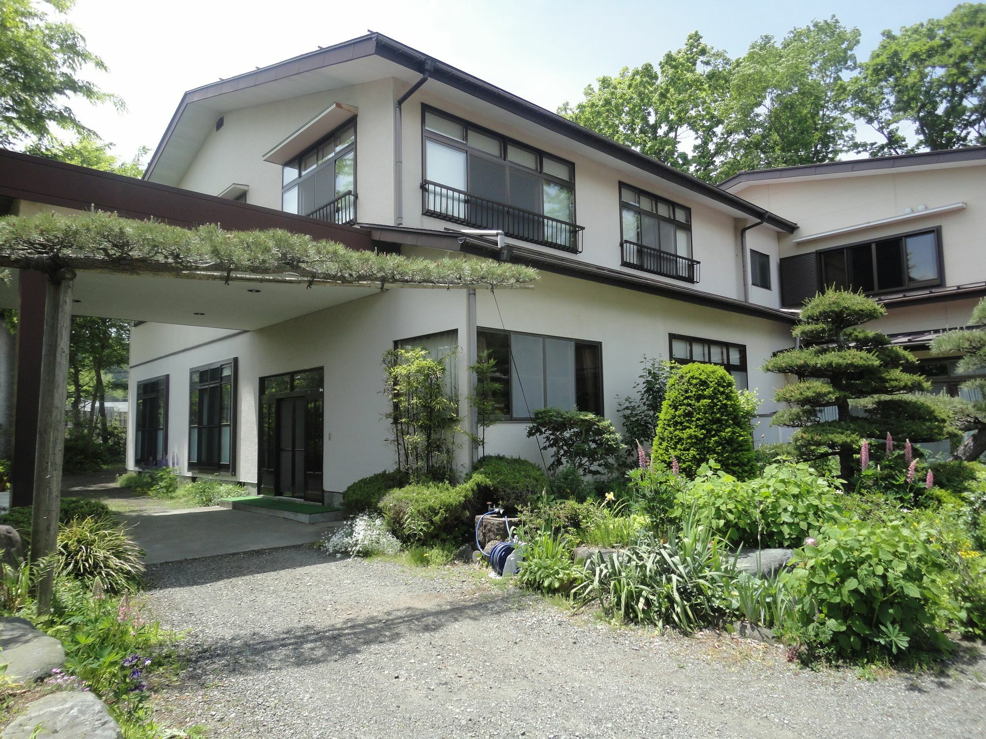 Yamanouchi Guest House 야마나카코 외부 사진